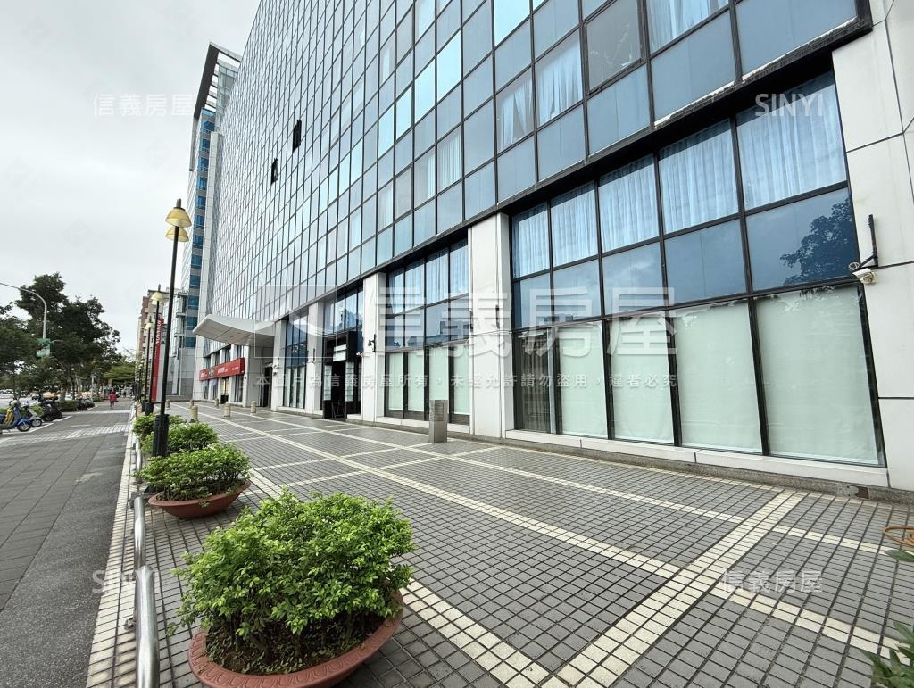 環球企業大樓社區外觀及周邊環境