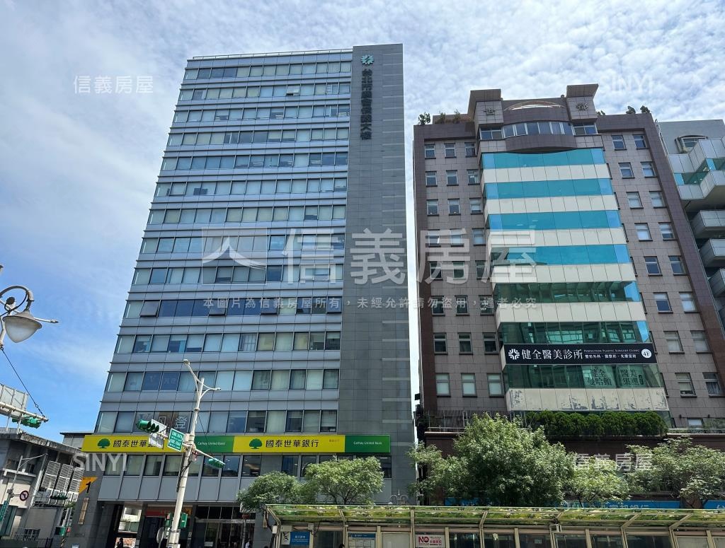 世都大樓社區外觀及周邊環境