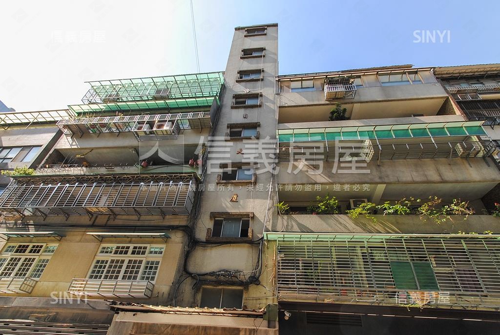 國園華廈社區外觀及周邊環境