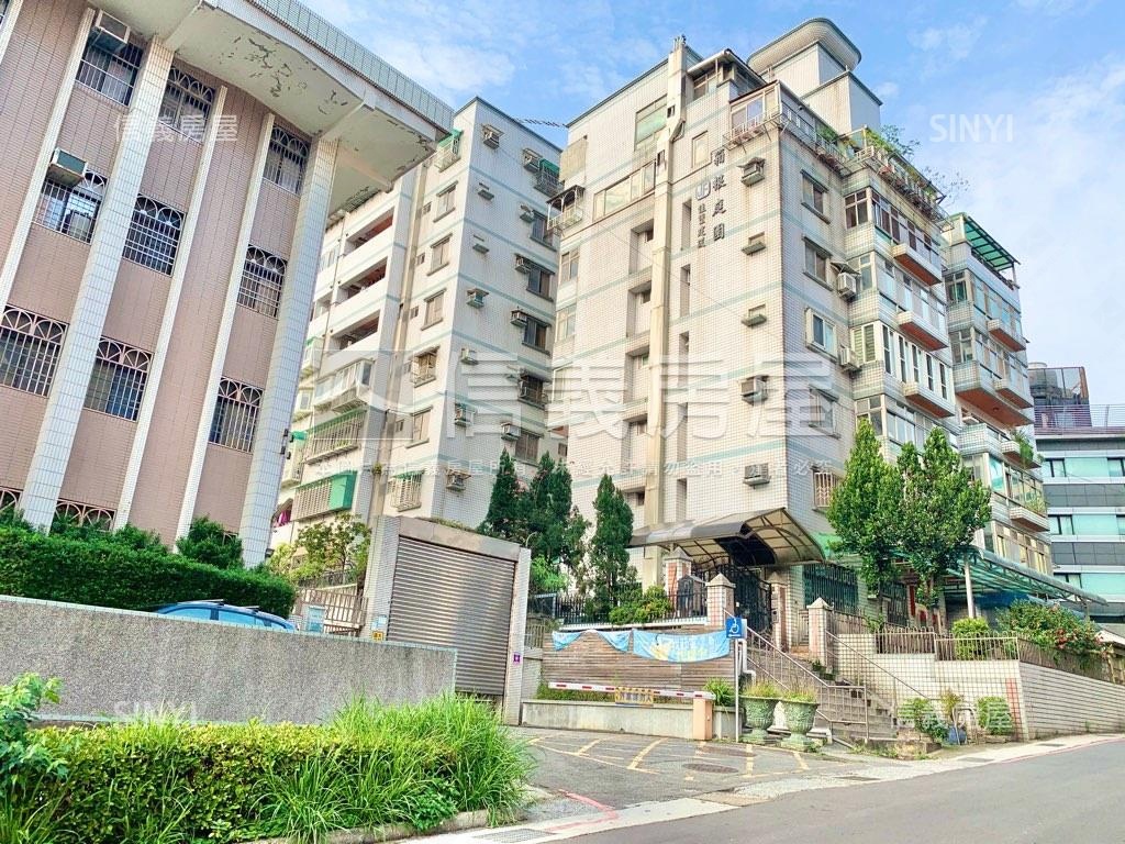 箱根庭園社區外觀及周邊環境
