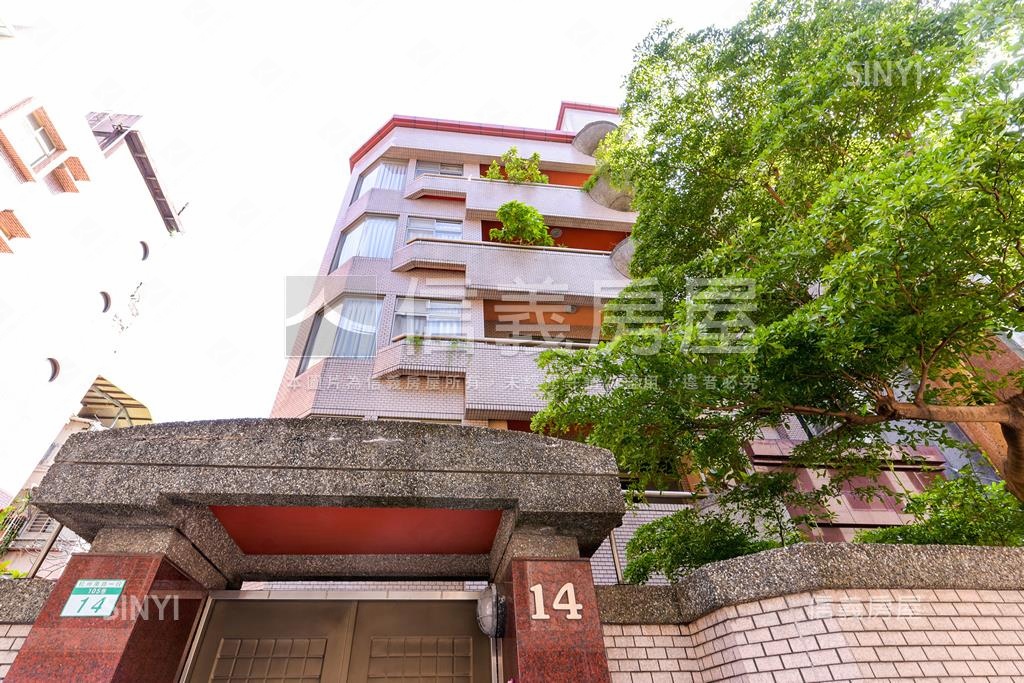 仁愛名廬社區外觀及周邊環境