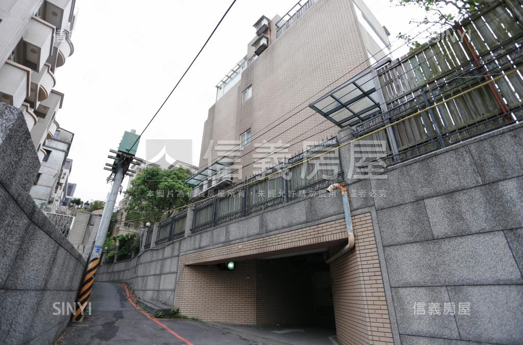 馥邦社區外觀及周邊環境