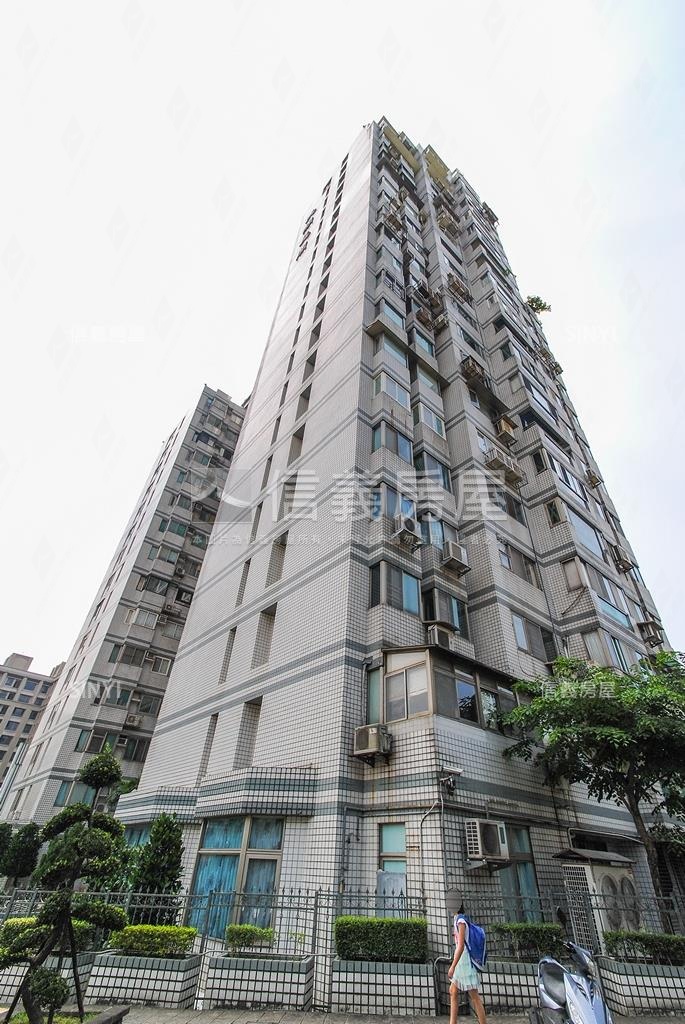大湖庭閣社區外觀及周邊環境