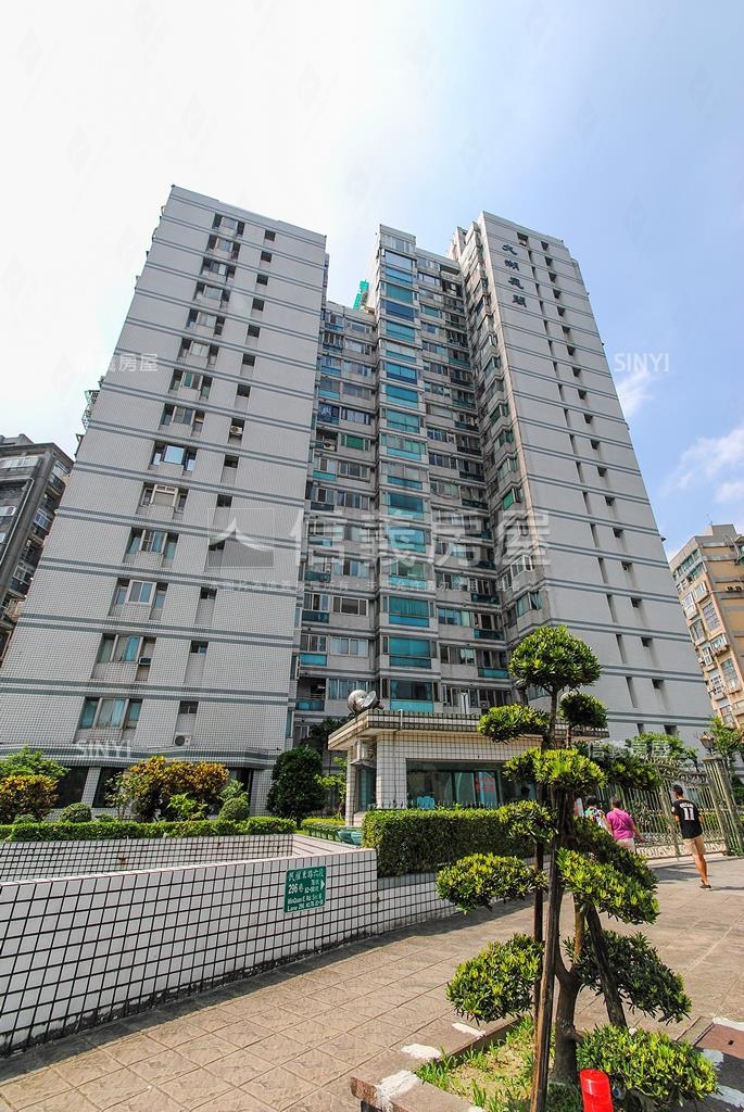 大湖庭閣社區外觀及周邊環境