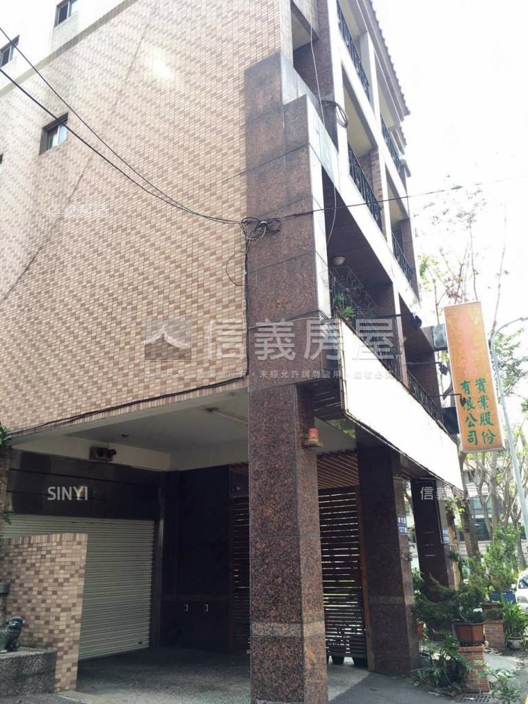 歐洲公園伯爵特區社區外觀及周邊環境