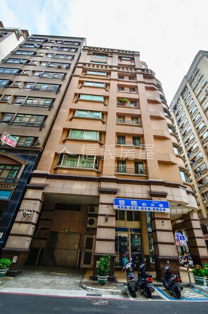 富貴春天社區外觀及周邊環境