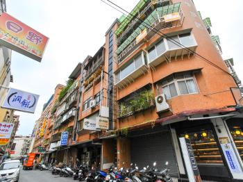東坡居A