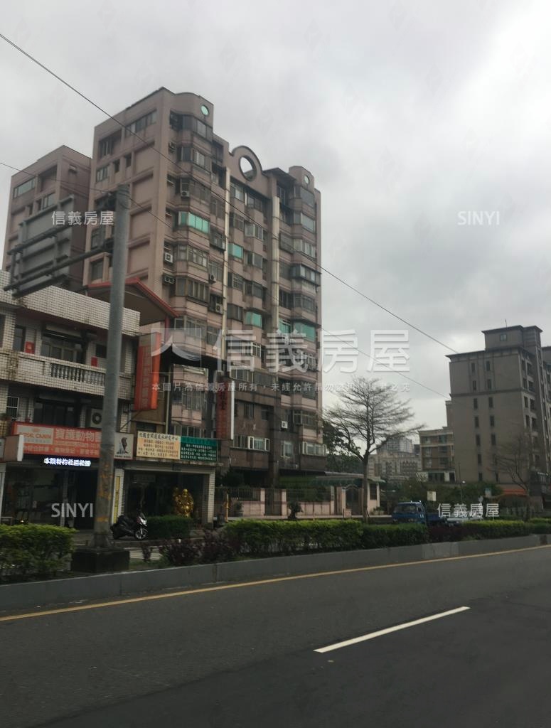 景第社區外觀及周邊環境