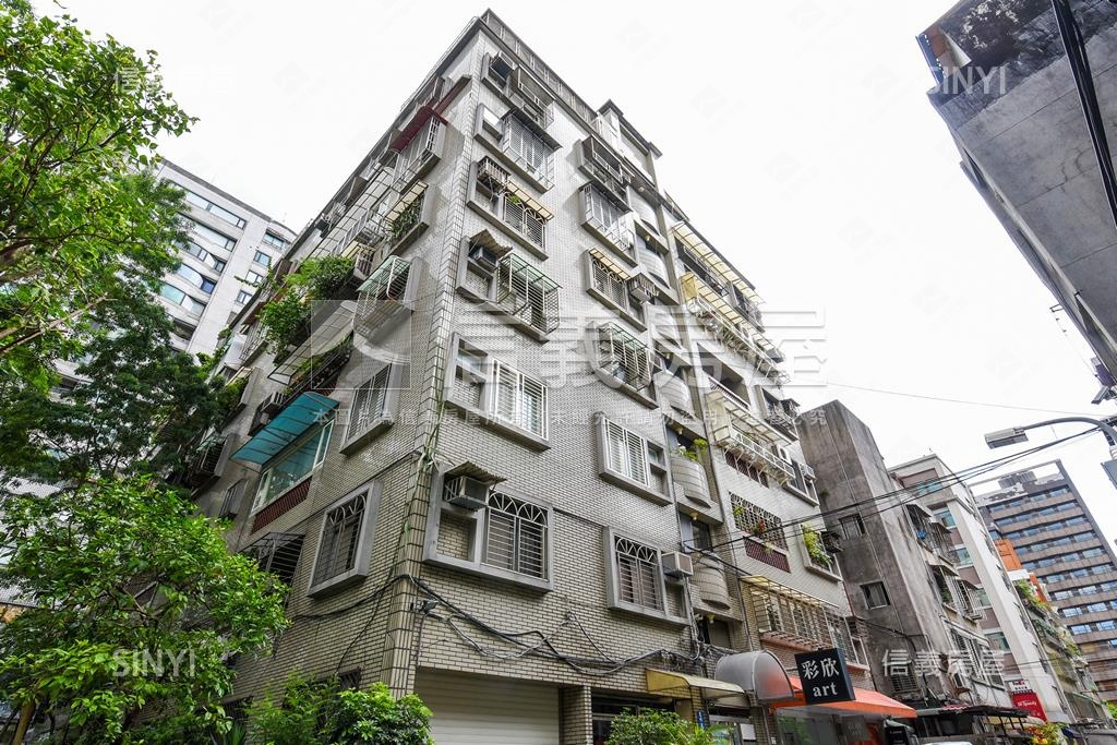 仁慈公園華廈社區外觀及周邊環境