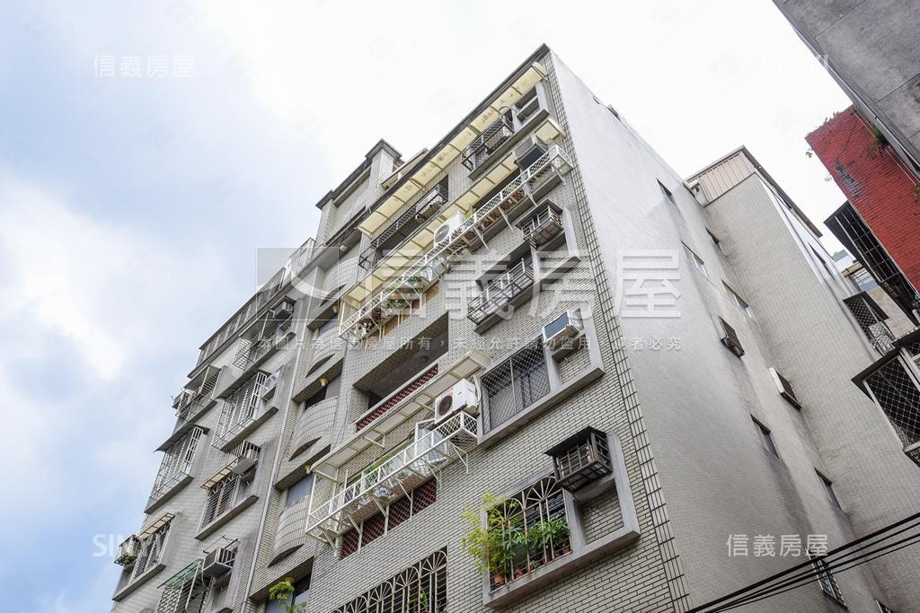 仁慈公園華廈社區外觀及周邊環境