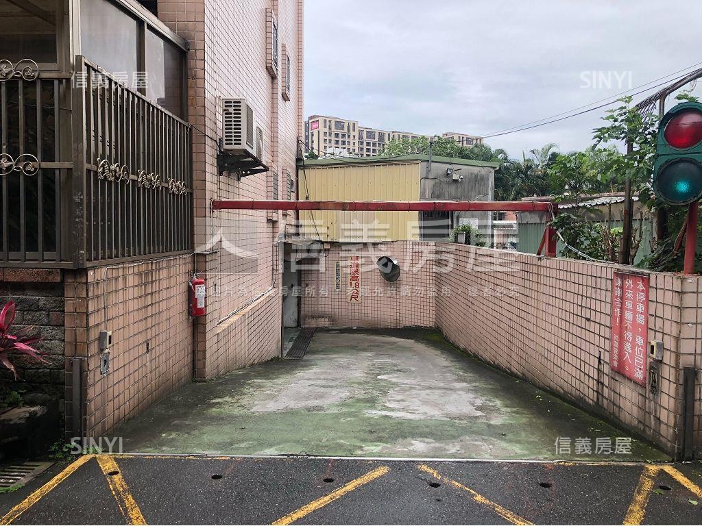 東輝星鑽社區外觀及周邊環境