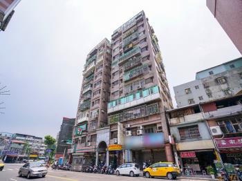 中懋龍門
