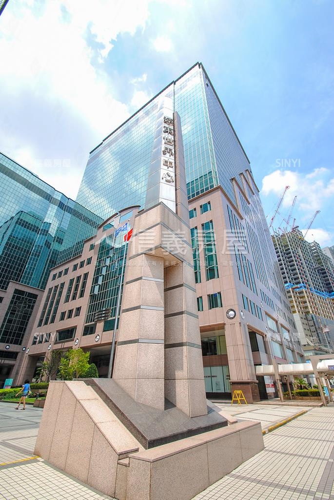 遠東世界中心社區外觀及周邊環境