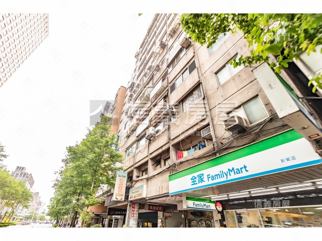 富貴角大廈社區外觀及周邊環境