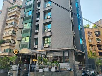明湖青庭