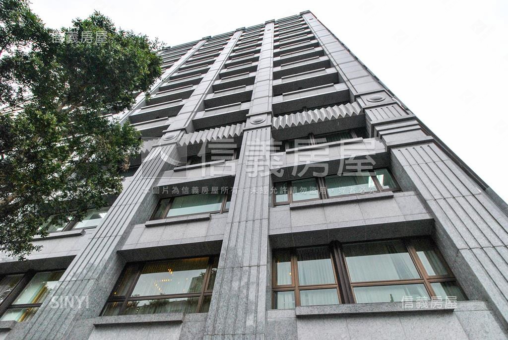 敦年忠孝新生社區外觀及周邊環境