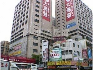 囍多社區外觀及周邊環境