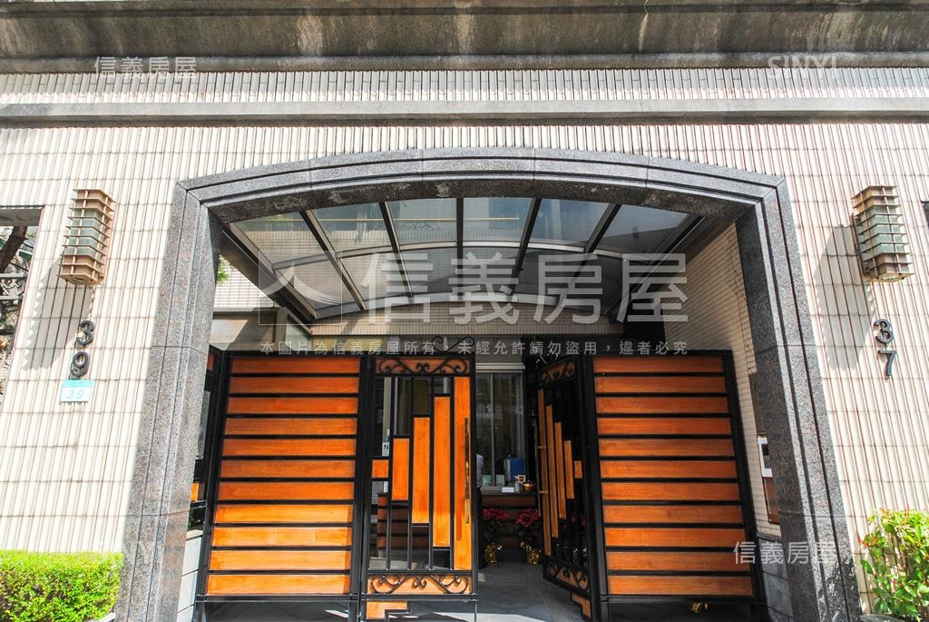 松廈社區外觀及周邊環境