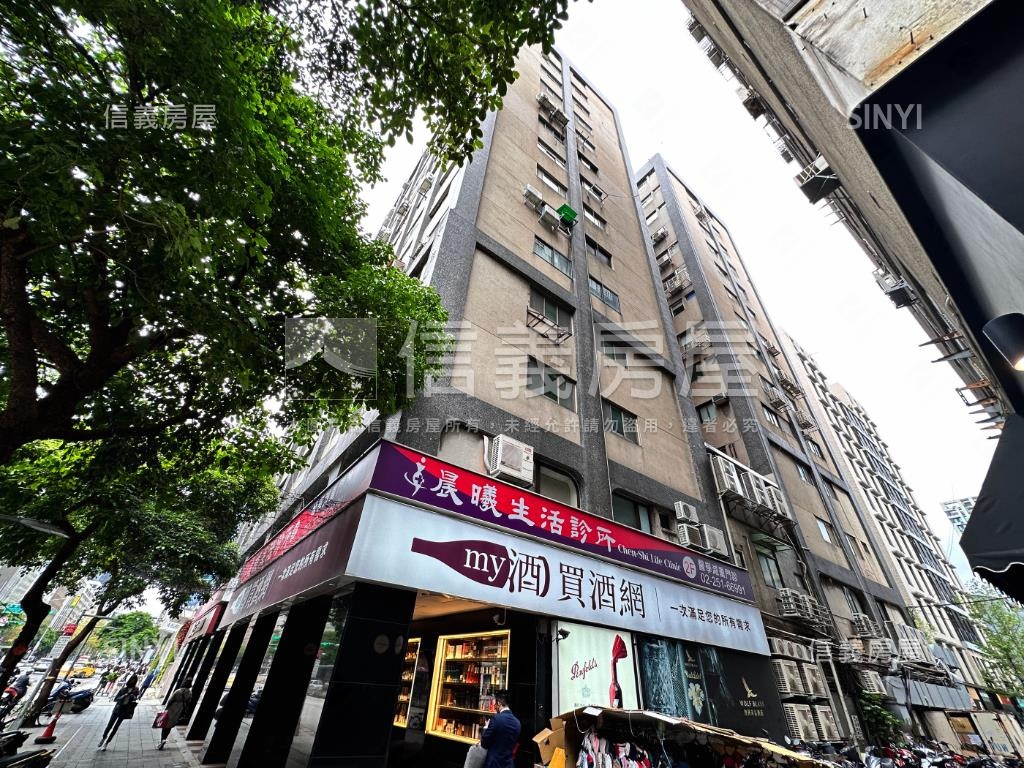 中華大樓社區外觀及周邊環境