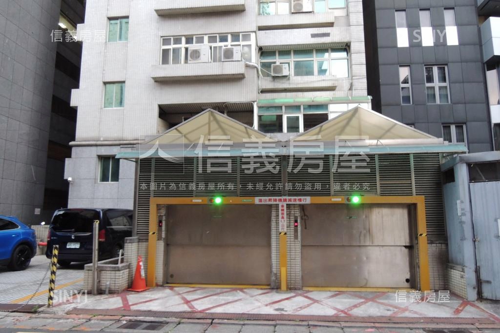 全國金融商業大樓社區外觀及周邊環境