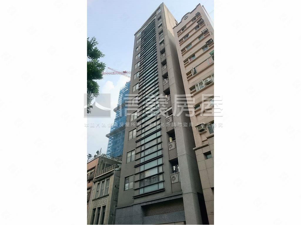 聯富賀采社區外觀及周邊環境