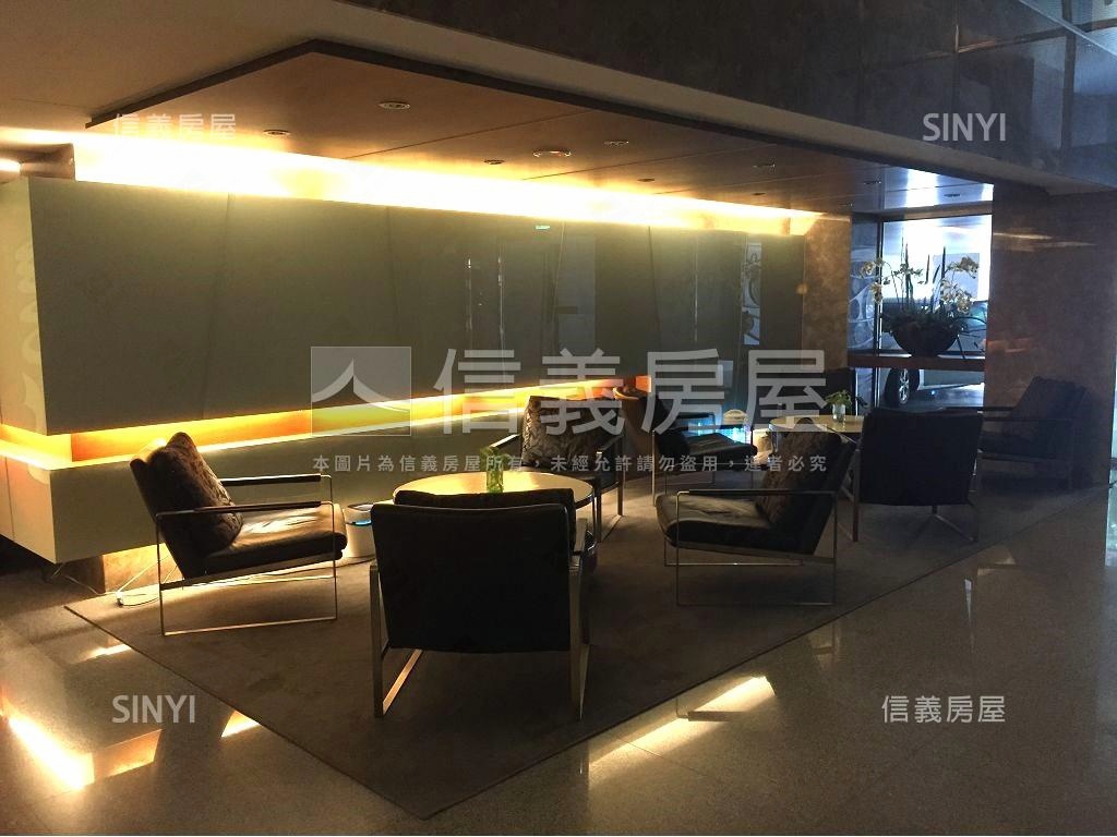 聯富賀采社區外觀及周邊環境