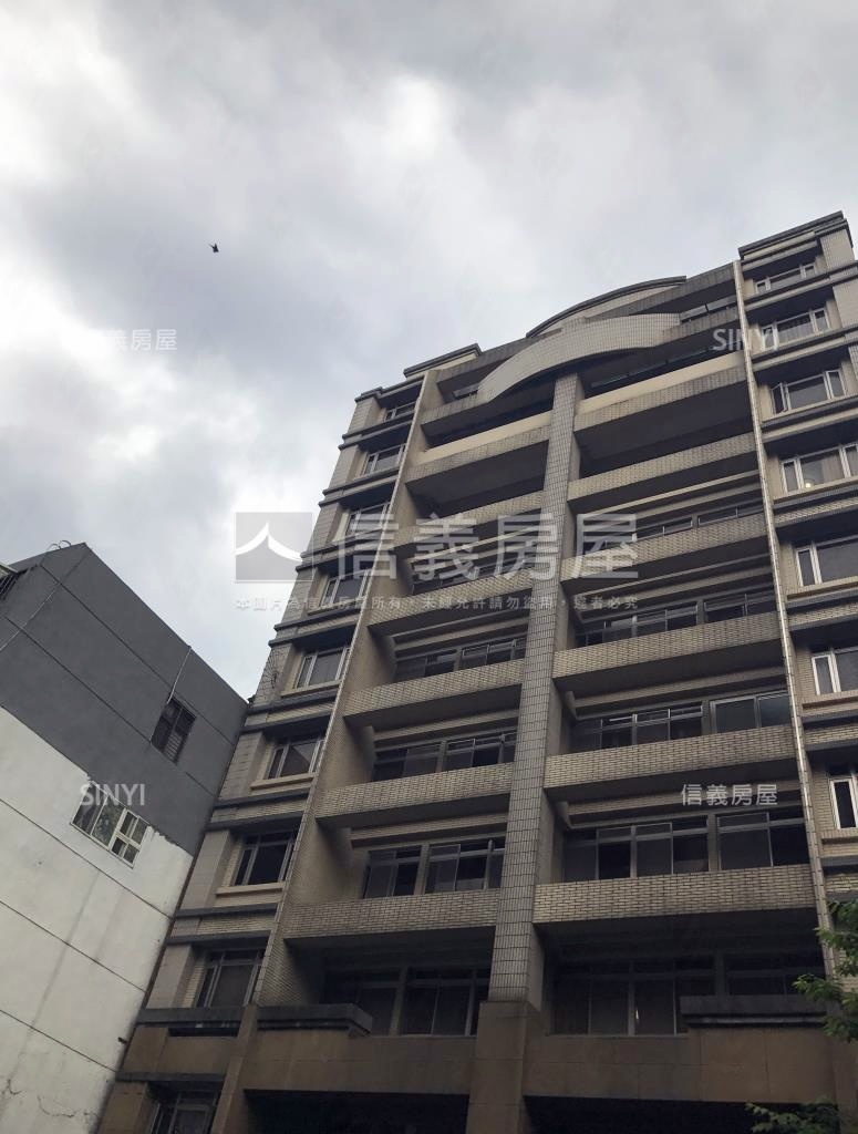 小西華社區外觀及周邊環境