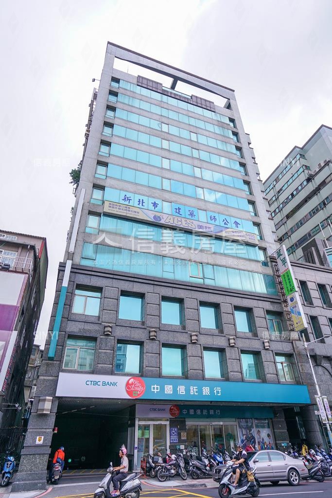 久揚天廈社區外觀及周邊環境