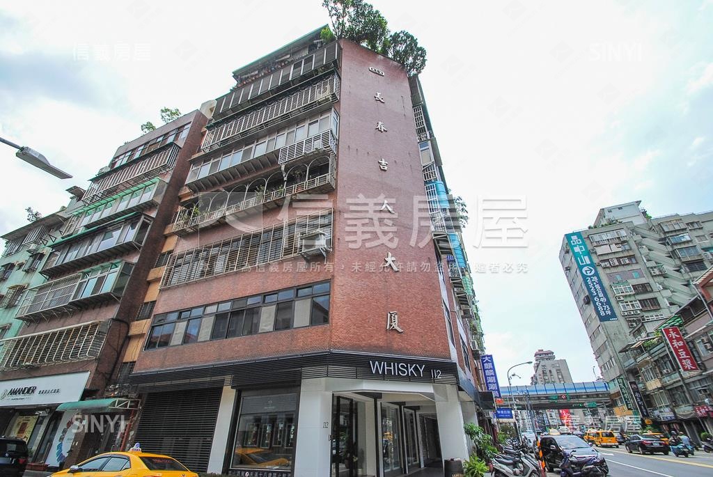 長春吉人大廈社區外觀及周邊環境