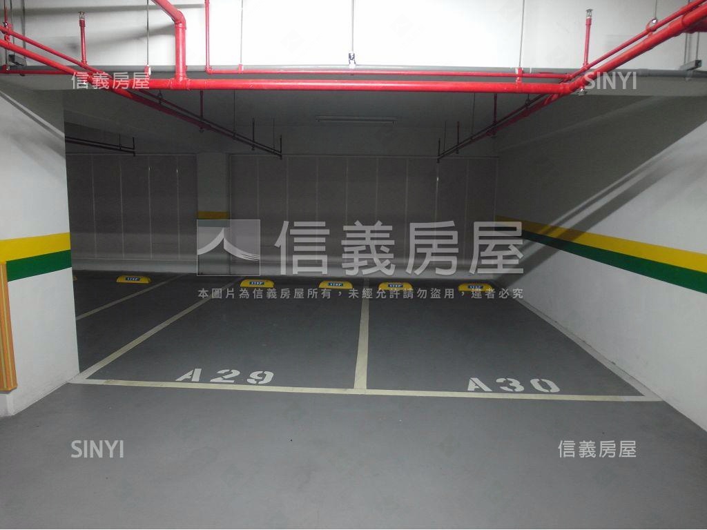 力麒京王社區外觀及周邊環境