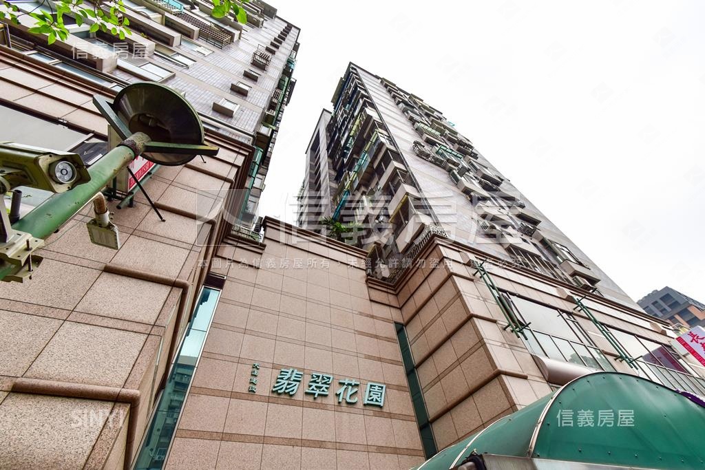 翡翠社區外觀及周邊環境