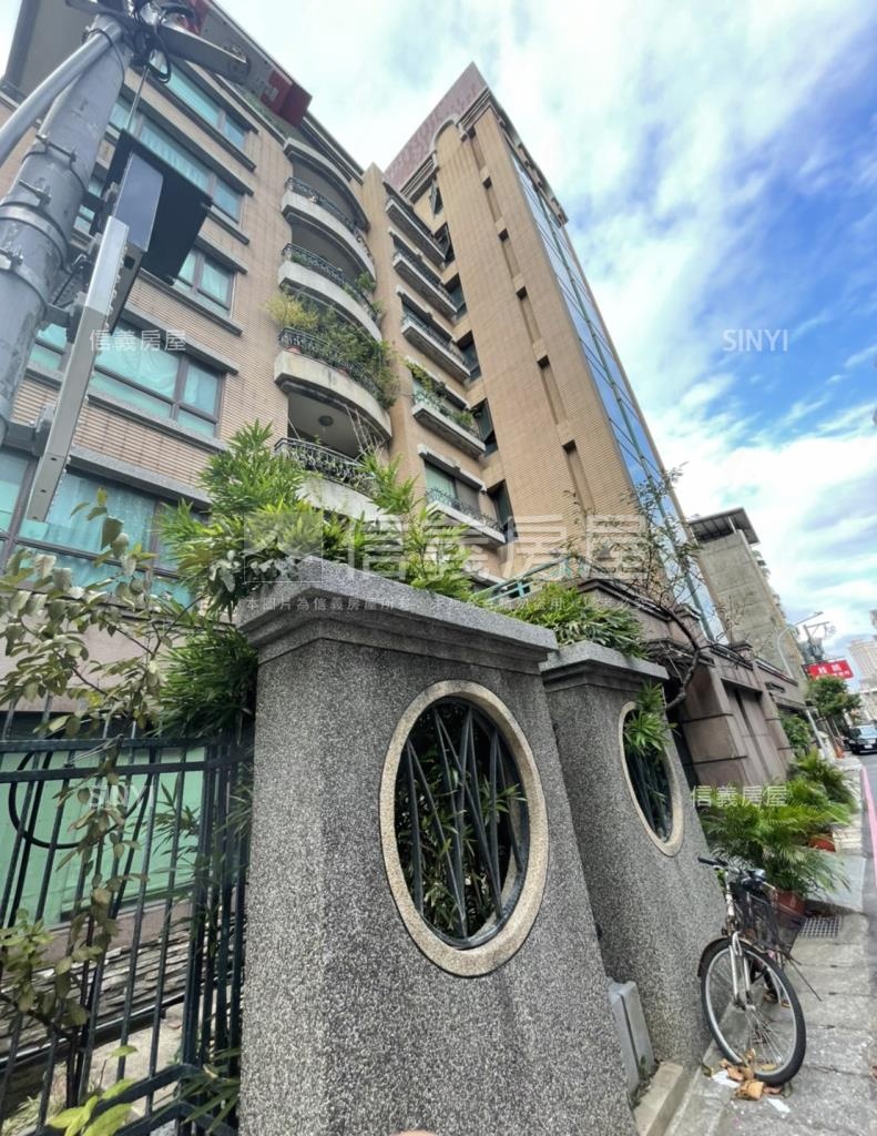 和庭賞社區外觀及周邊環境