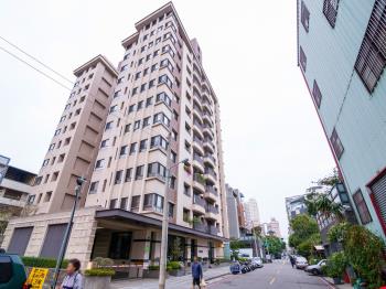 宏台美術館
