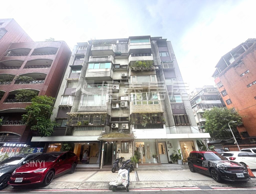 華仁社區外觀及周邊環境