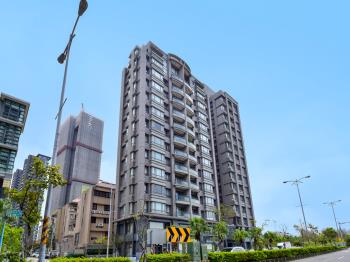 陛廈