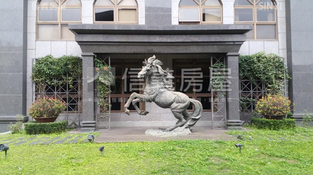 瑆鑽歌德堡社區外觀及周邊環境