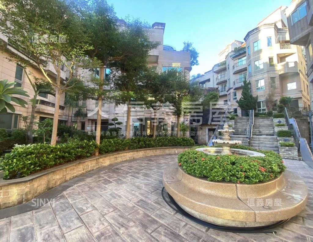 領袖園墅社區外觀及周邊環境