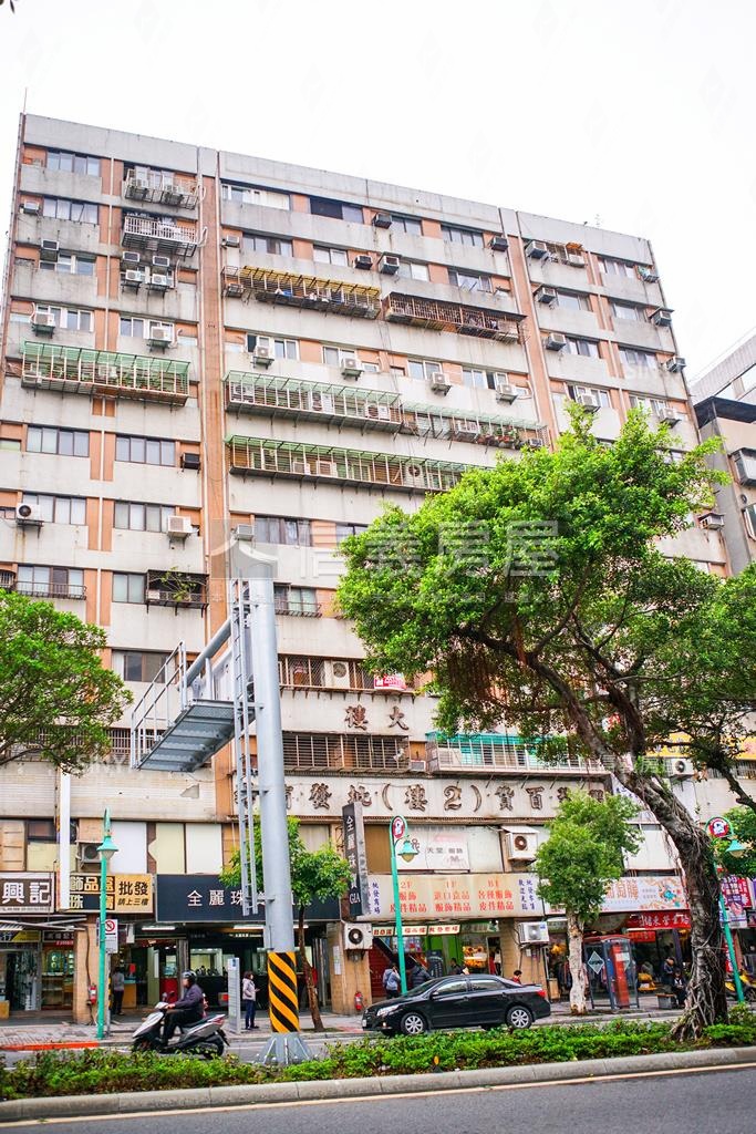 慶福大樓社區外觀及周邊環境