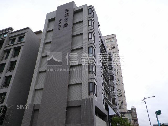 富源芳庭社區外觀及周邊環境