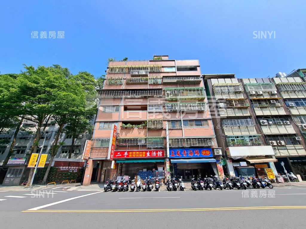 集美街218~224號華廈社區外觀及周邊環境