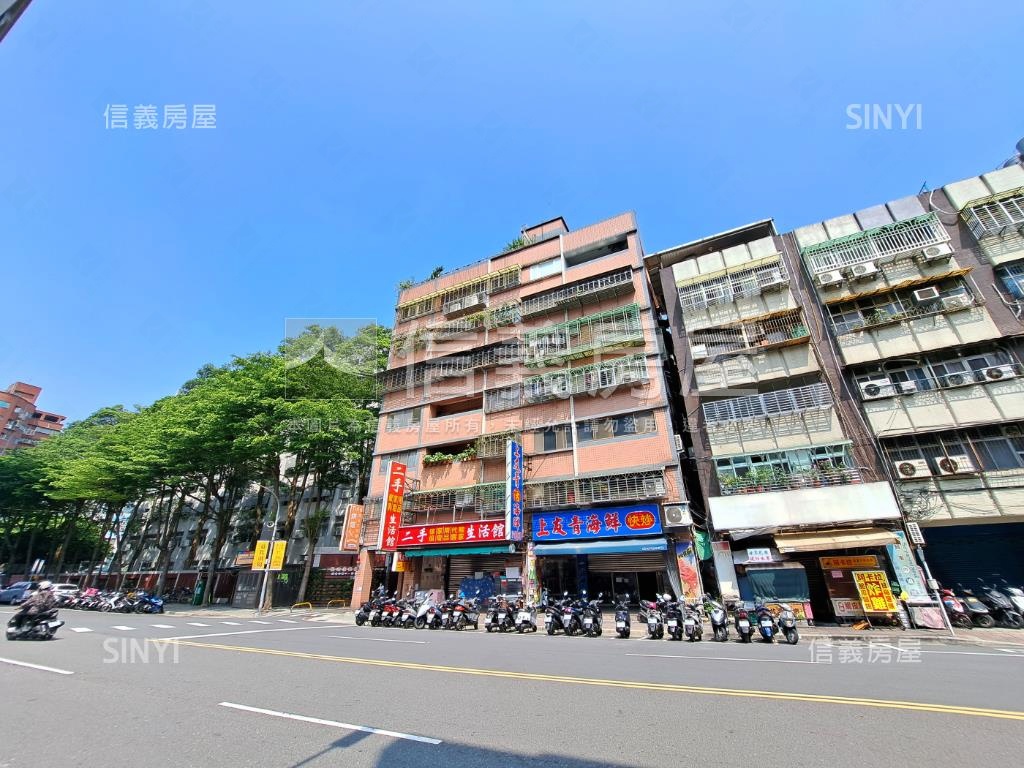 集美街218~224號華廈社區外觀及周邊環境