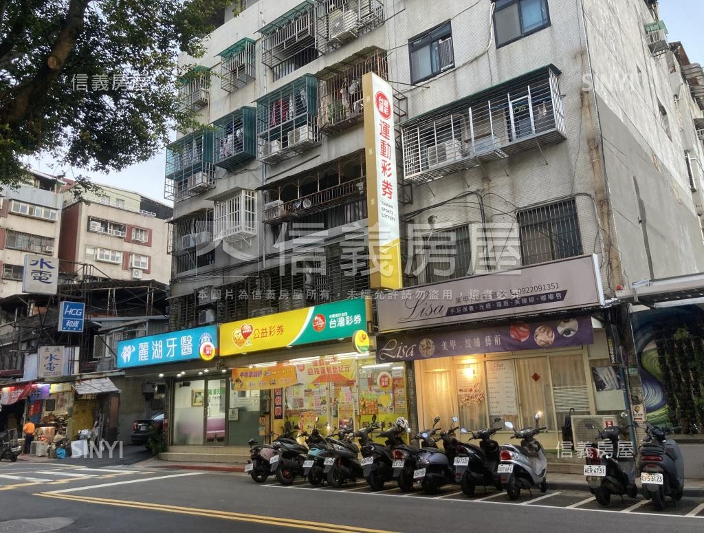 內湖路二段102巷公寓社區外觀及周邊環境