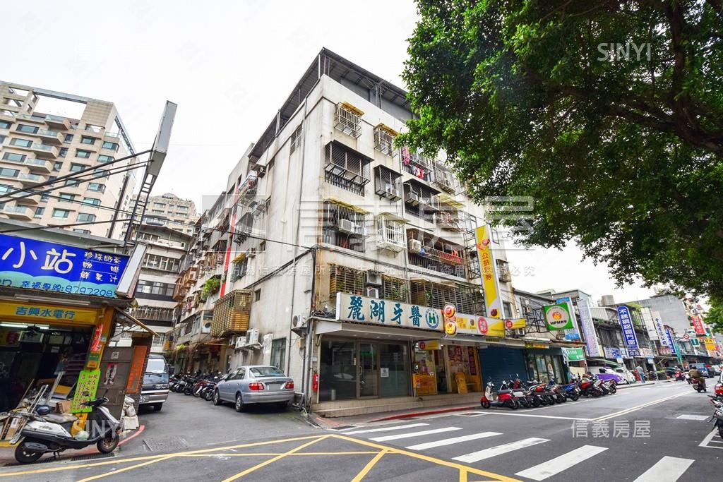 內湖路二段102巷公寓社區外觀及周邊環境