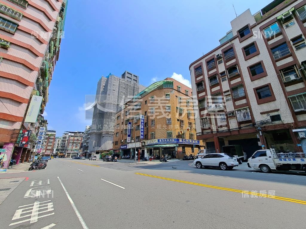 新興路33~39單號公寓社區外觀及周邊環境