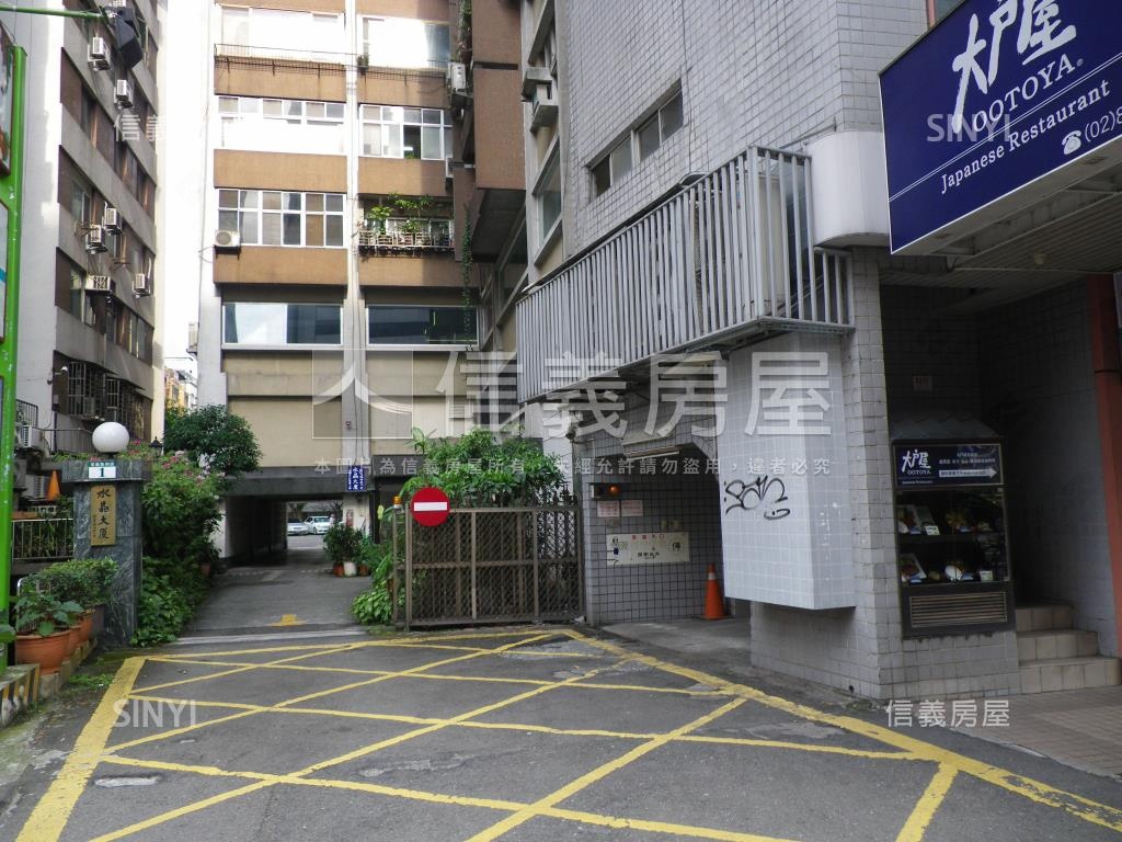 水晶大廈社區外觀及周邊環境