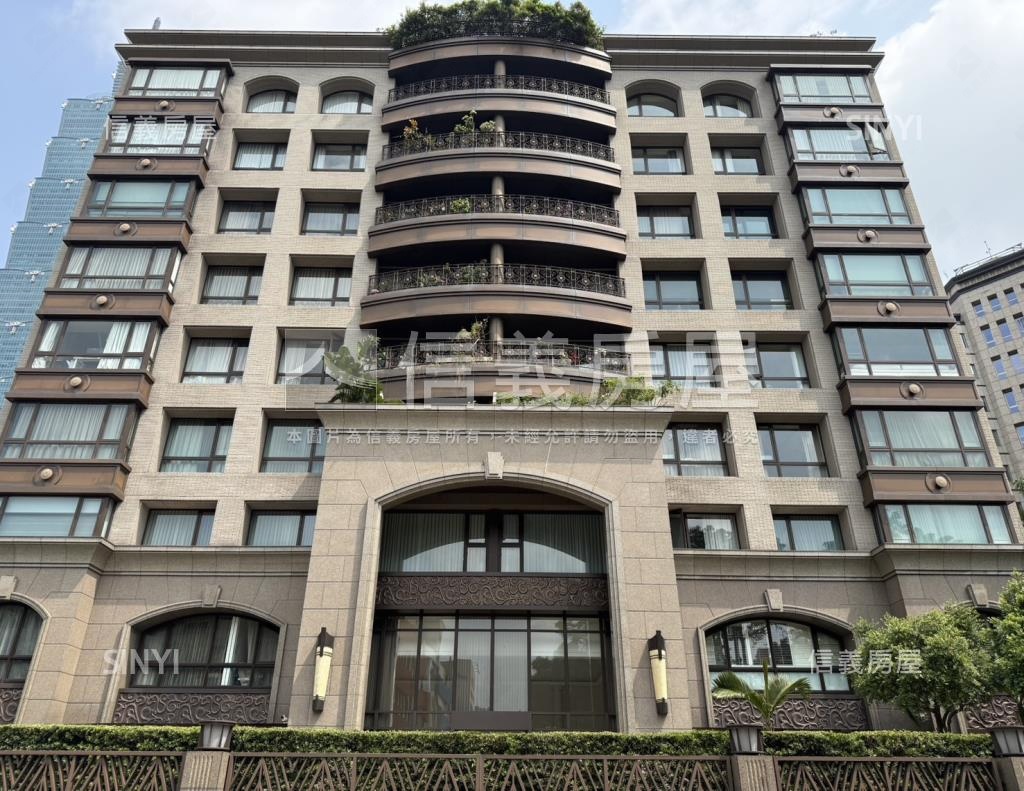 國泰信義富鼎社區外觀及周邊環境