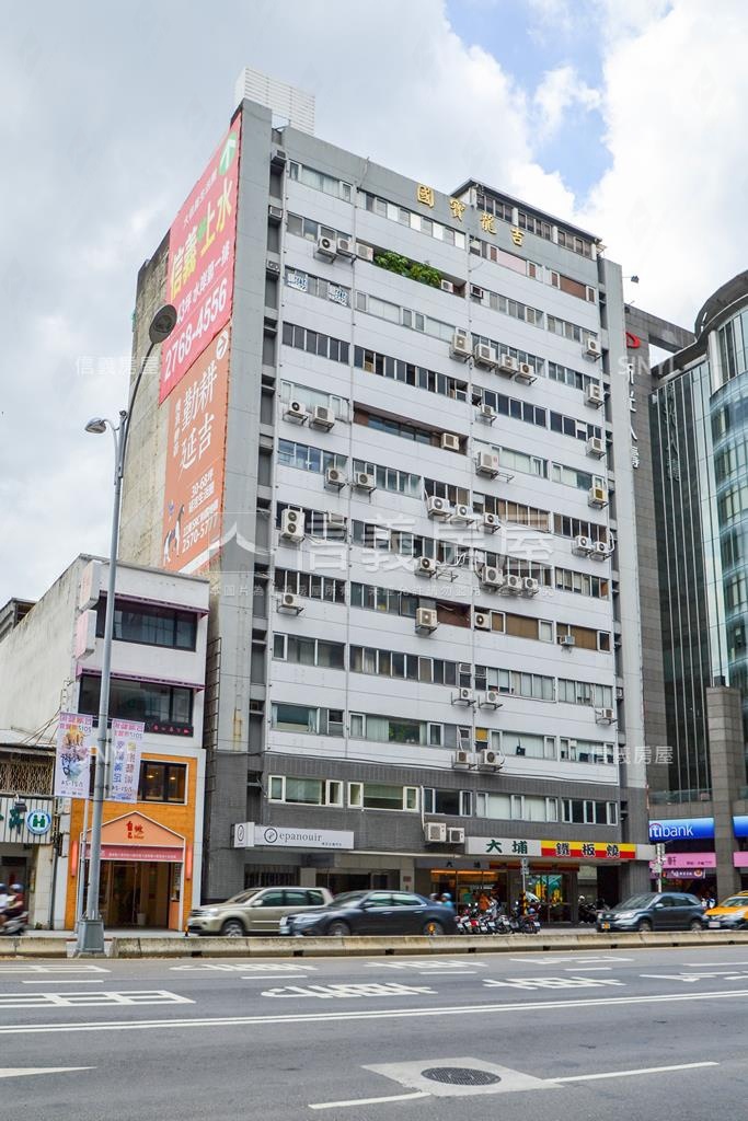 國寶龍吉大樓社區外觀及周邊環境
