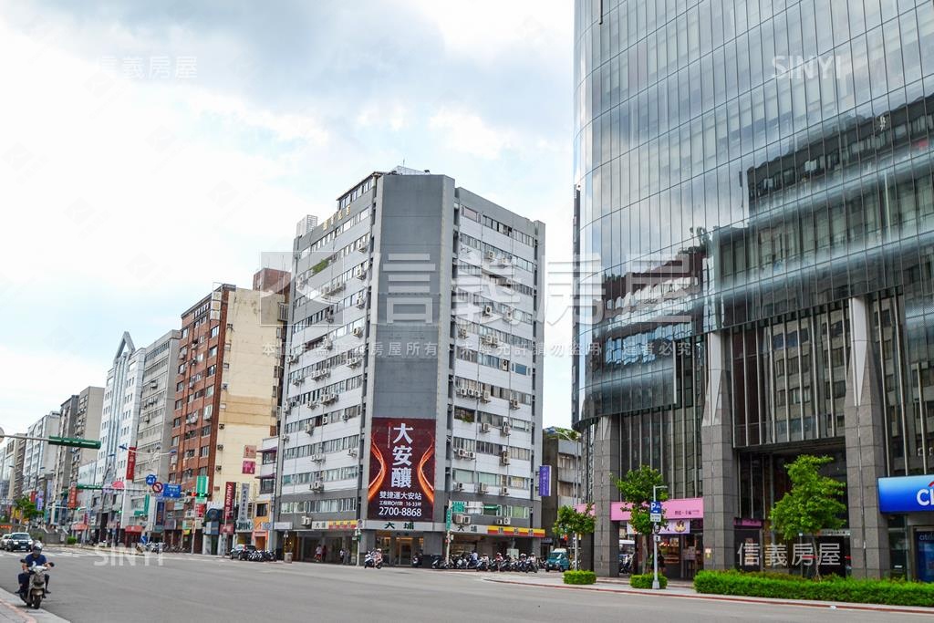 國寶龍吉大樓社區外觀及周邊環境
