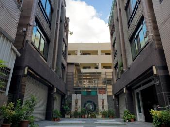 建工首富