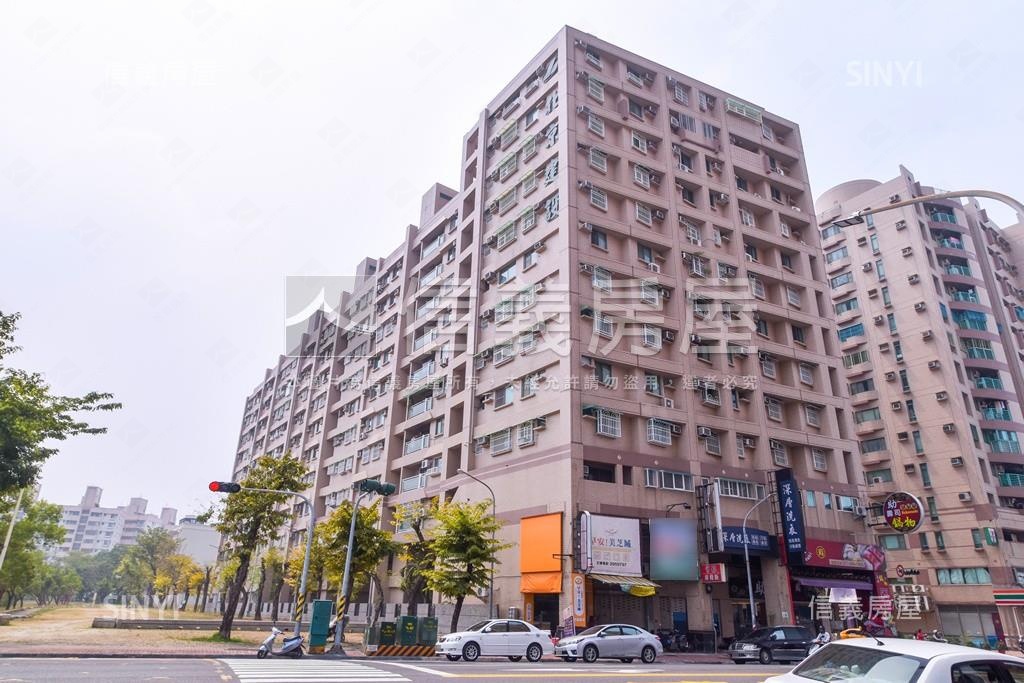 京典社區外觀及周邊環境